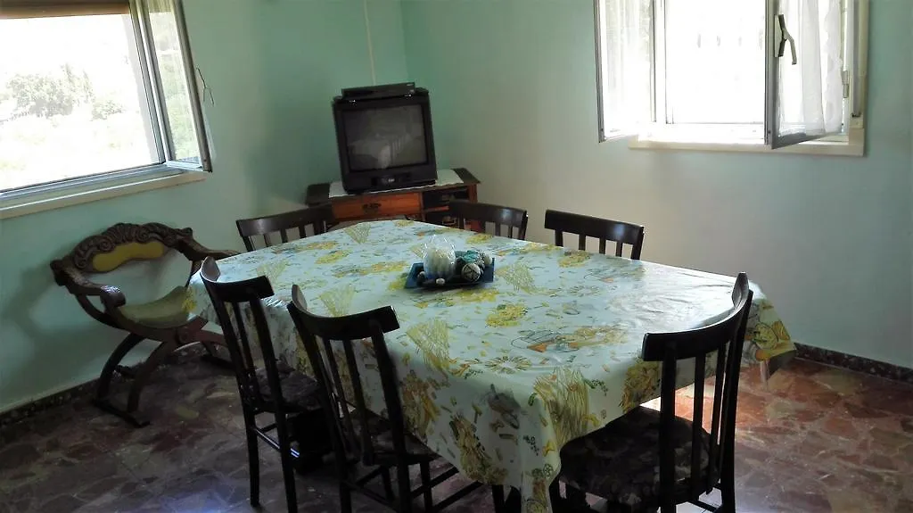 Casa Vacanze S.Andrea Lascari Italie